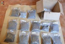 Ordina un paio di scarpe online ma riceve anche 7kg di droga