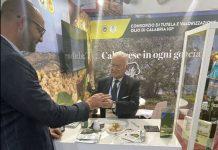 Successo del Consorzio Olio di Calabria IGP al SIAL di Parigi