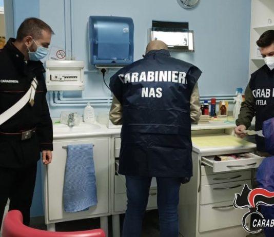 Denunciato finto dentista di Rosarno: scoperte anche 20 fiale di anestetico scaduto
