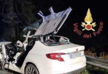 Scontro tra due auto – feriti 4 giovani: uno è grave