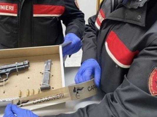 Aggredisce infermiere del pronto soccorso: arrestato 44enne