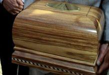 Urna con resti rubata durante trasloco – ladro si pente e la restituisce