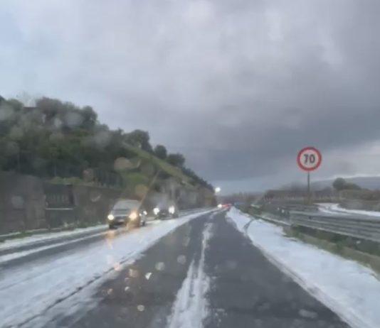 Freddo in Calabria – pioggia, vento e neve sui rilievi