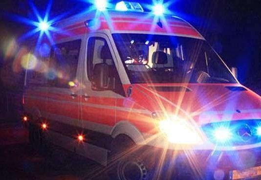 Calabria: 17enne trovato morto in strada: ipotesi caduta da carro allegorico