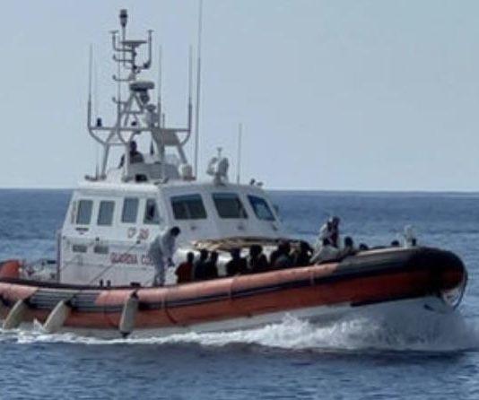 Migranti naufragio: muore bimba di 1 anno e mezzo