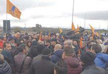 Grande adesione allo sciopero dei portuali di Gioia Tauro: la piazza manifesta contro licenziamento Mimmo Macrì