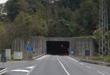 Incidente mortale nella galleria Limina: strada chiusa