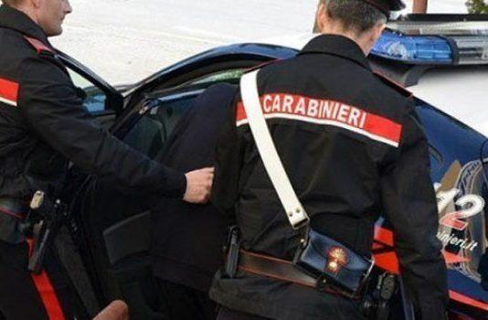 Calabria – minacciano di diffondere video intimo privato: 3 arresti per revenge porn
