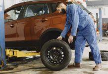 Come faccio a sapere se i dischi dei freni sono deformati?