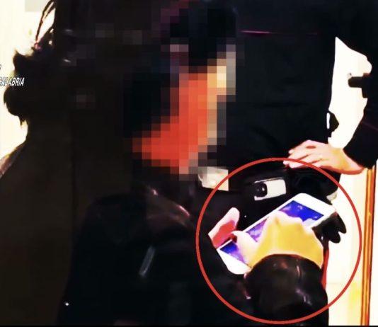 Gioia Tauro – scoperta falsa cieca da 15 anni: indagati 2 medici