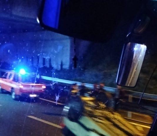 Incidente in autostrada uscita Gioia Tauro, due auto coinvolte