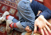 Calabria – abusa della figlia disabile di 7 anni insieme ad un amico: arrestato