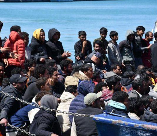 Arrivati in Calabria 230 migranti