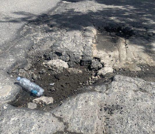 Rosarno – le segnalazioni dei lettori: la città in stato di abbandono: tra sporcizia e strade dissestate