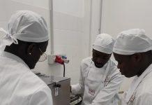 Calabria – Tre giovani immigrati fondano una nuova azienda: produrranno pasta fresca e ostie artigianali