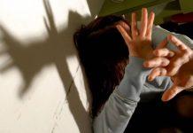 Abusi su bimba di 7 anni, arrestato 64enne