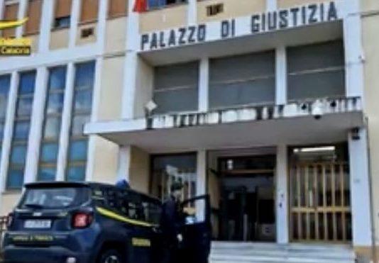 Corruzione nella sanità: 11 arresti e 90 indagati tra medici e avvocati