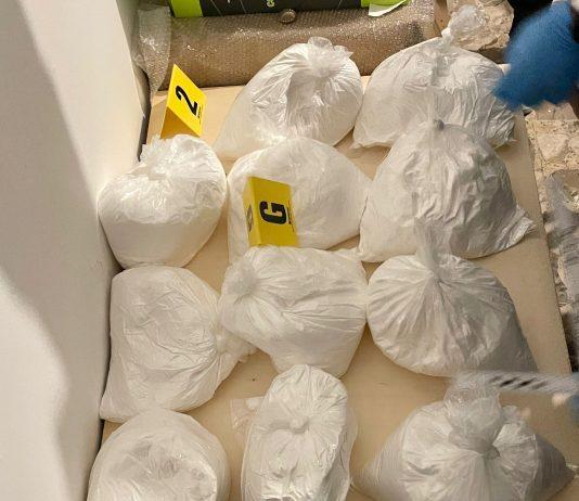 Scoperto laboratorio produzione cocaina, due arresti e 34 kg di droga sequestrati