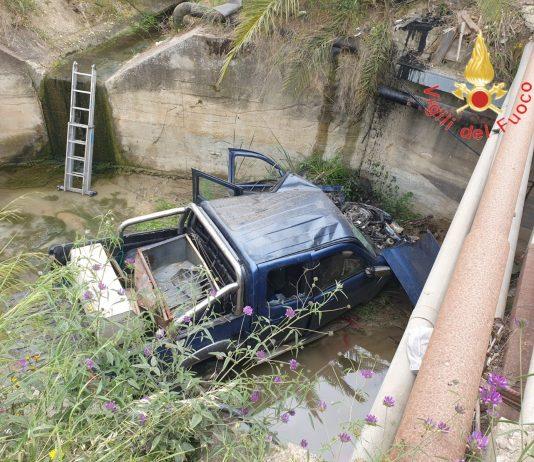 Tragico incidente a Crotone: 3 morti ed un ferito grave