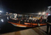Ancora uno sbarco migranti in Calabria: arrivati 86 a Roccella