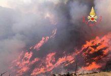 La Calabria nella morsa del caldo: è emergenza per gli incendi