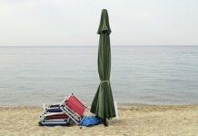 Calabria – ombrelloni in spiaggia per tenere posto: sequestrati