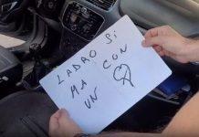 Ruba auto a coppia di sposi ma poi la restituisce con dentro un biglietto: “Ladro si ma con un cuore”