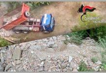 Scaricavano materiale di scarto in terreno privato: due persone denunciate