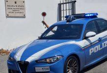 Ruba borse da auto in sosta: arrestato 46enne