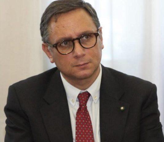 Rizziconi – Marziale su minori e molestie ad anziana: “Risultato di genitori acchiappa like e scuola tecno- azienda”