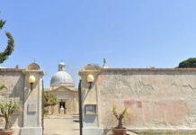 Donna imbavagliata, con mani e piedi legati trovata in una cappella