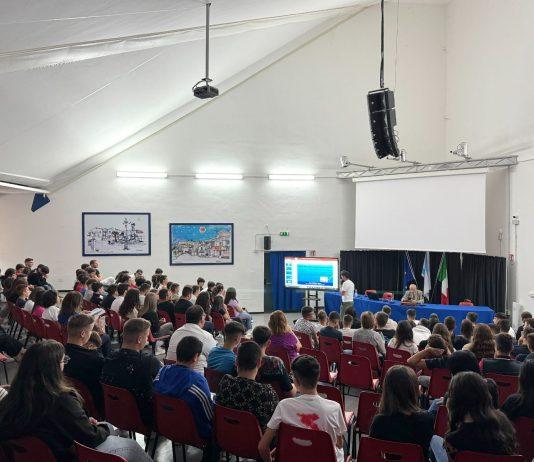 Costruttori di futuro e buone pratiche all’ITIS Nella scuola polistenese una settimana di attività per la sicurezza e primo soccorso