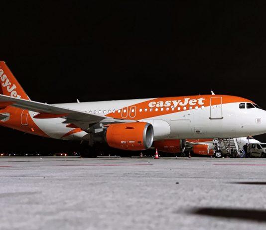 Ritardo record di quindici ore per i voli Easyjet Milano Lamezia e ritorno, ai viaggiatori 250 euro