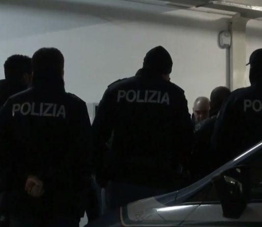 Violenza sessuale su due minori della Piana di Gioia Tauro, 4 arresti