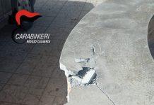 Galatro – tre minori deferiti per il danneggiamento di una panchina comunale con un petardo
