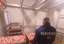 Carabinieri del N.A.S. di Reggio Calabria: sequestrate 2 tonnellate di salumi e carne