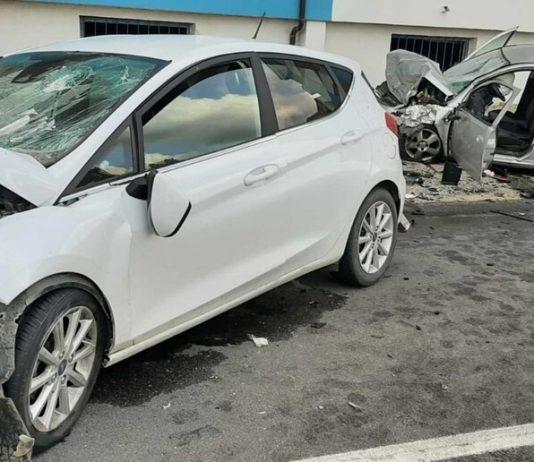 Calabria – ruba auto e per sfuggire carabinieri provoca incidente finendo contro un muro: morto