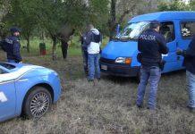 Contrasto al fenomeno del caporalato – controlli di Polizia nella tendopoli e campo container Testa dell’Acqua