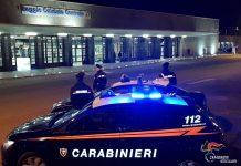 Reggio Calabria – tenta di uccidere cani del vicino che abbaiano: denunciato 64enne