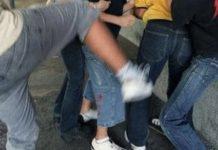 Rapinano e picchiano 15enne – arrestati 4 ragazzi