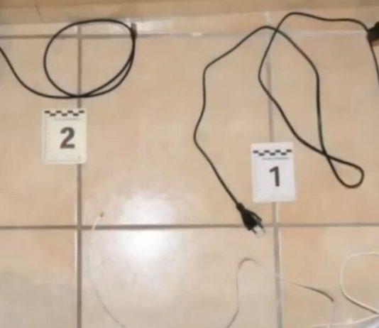 Frustate a bimbo di 5 anni – fermate mamma e zia