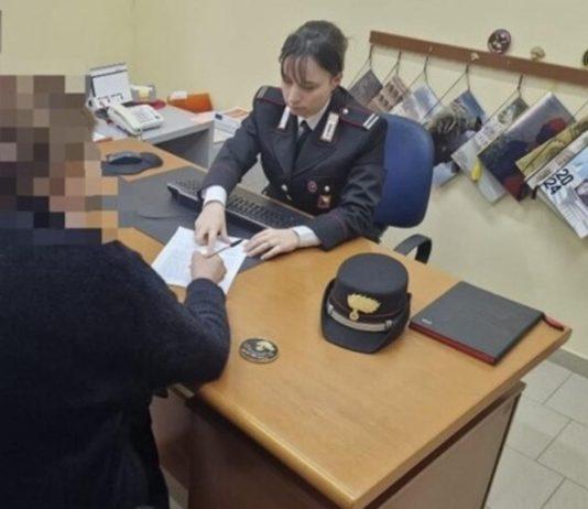 “Questa sera ti ammazzo, faccio un femminicidio ammazzo te e tua mamma” – arrestato 52enne