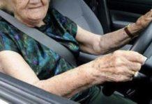 Guida con patente scaduta – signora di 103 anni multata