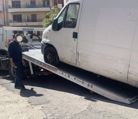 Traffico illecito di rifiuti – due aziende sequestrate, sigilli a fabbricati e terreni