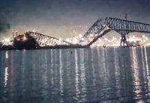 Nave cargo urta ponte di Baltimora che crolla