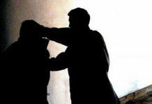 Aggressione a famiglia nel reggino – 60enne picchiato con bastone ed auto incendiata