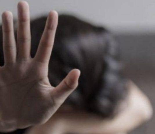 Calabria – abusi sessuali su ragazzina 11enne – arrestata la madre e il convivente