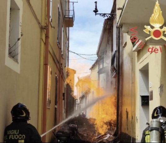 Incendio causato da fuga di gas