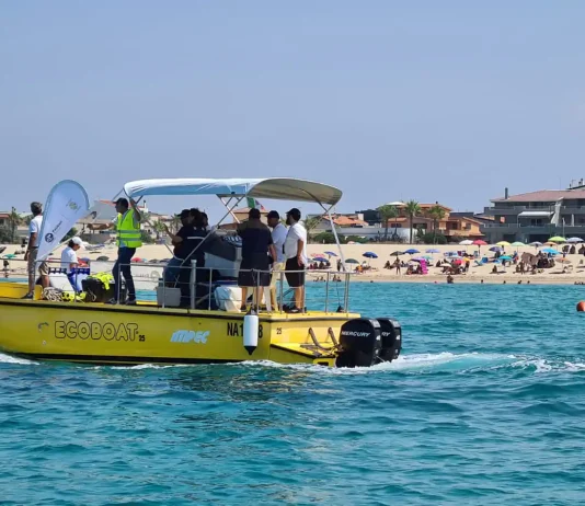 San Ferdinando: anche quest’anno in azione i battelli spazzamare della Regione Calabria