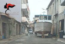 Gioia Tauro – Parcheggia barca in strada: denunciato